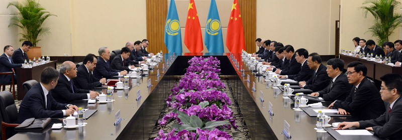 Official meeting between Nursultan Nazarbayev and President of the People's Republic of China and General Secretary of the Chinese Communist Party Xi Jinping.